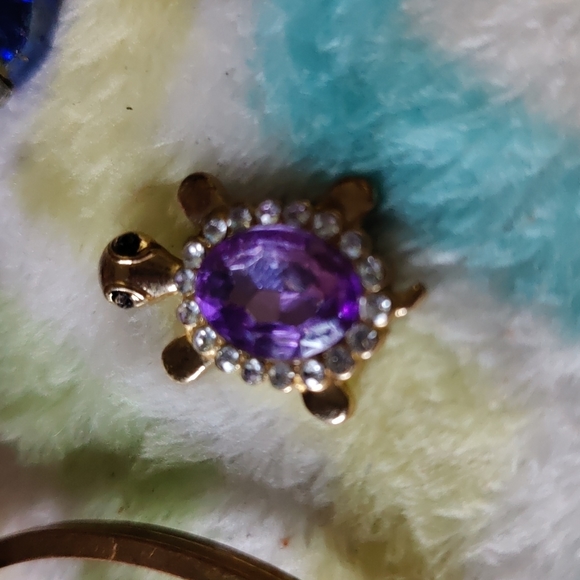 Random jewelry & More - Picture 3 of 4